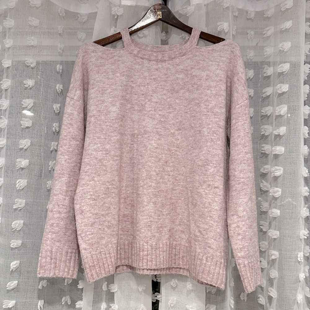 Light purple Cold Shoulder Sweater